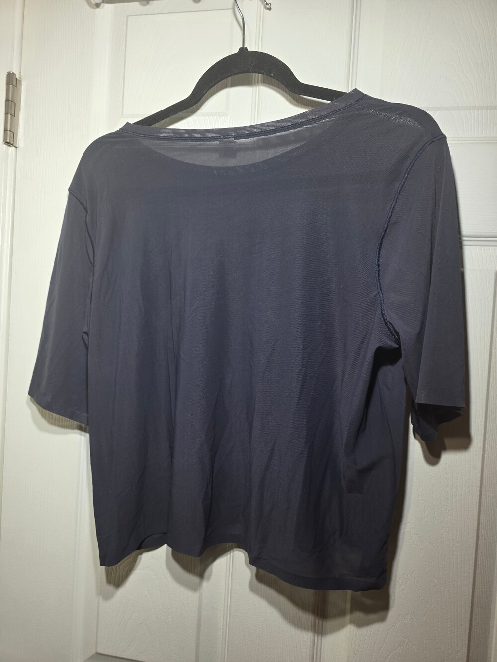 Athleta Women's Navy Blue Short Sleeve Boat Neck Performance Top Size Medium - Picture 3 of 5